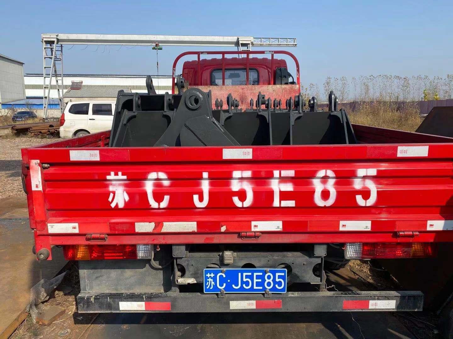 小松60挖掘機(jī)400寬挖斗批量發(fā)售